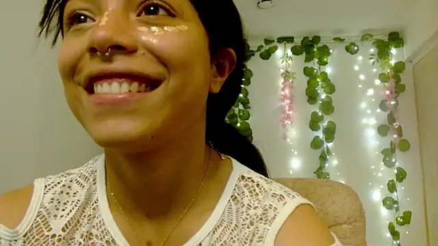 EIVIY1609 online show from 10/29/25, 02:05