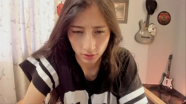 XxnikolayxX online show from 10/23/25, 08:18