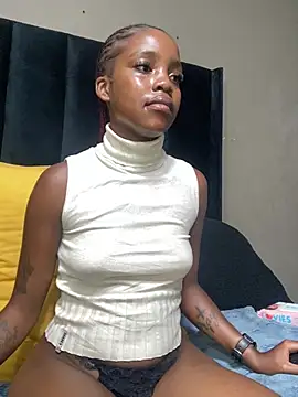 Littlebunny33 online show from 03/24/26, 07:58