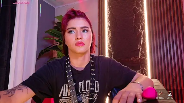 La Diabla 111  online show from 12/18/25, 08:12