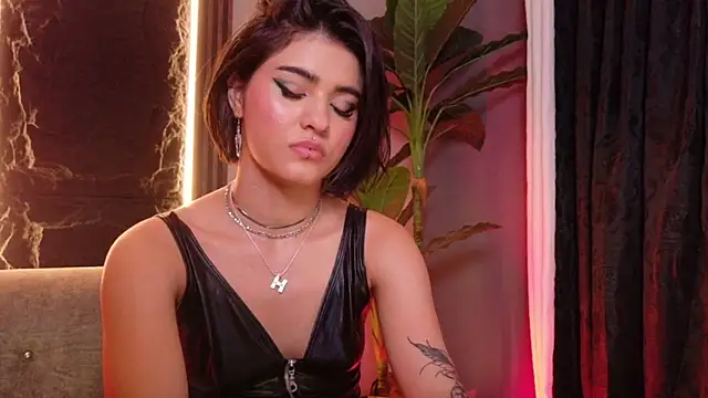 La Diabla 111  online show from 10/26/25, 05:35