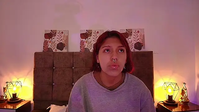 Snapshot of Dulce_Bella_ chatting on 09/30/25, 12:55 Dulce Bella online show from 09/30/25, 12:55