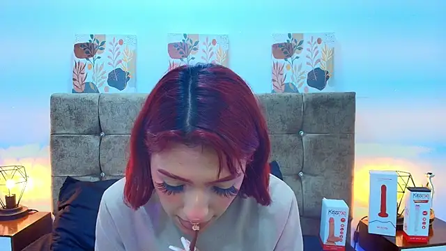 Snapshot of Dulce_Bella_ chatting on 10/01/25, 07:40 Dulce Bella online show from 10/01/25, 07:40