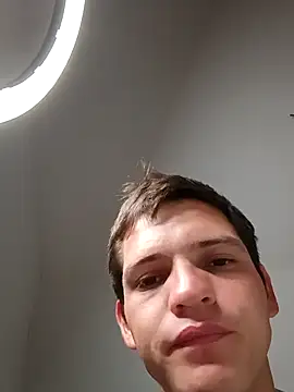 Snapshot of jonassegovia156 chatting on 10/26/25, 11:27 jonassegovia156 online show from 10/26/25, 11:27