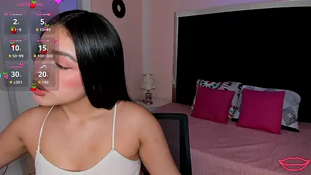 Snapshot of AvaScott_ chatting on 11/07/25, 04:33 AvaScott online show from 11/07/25, 04:33