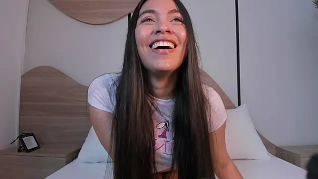 Snapshot of allie_bruce chatting on 01/15/26, 02:26 allie bruce online show from 01/15/26, 02:26