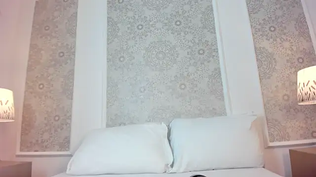 allie bruce online show from 12/16/25, 10:47