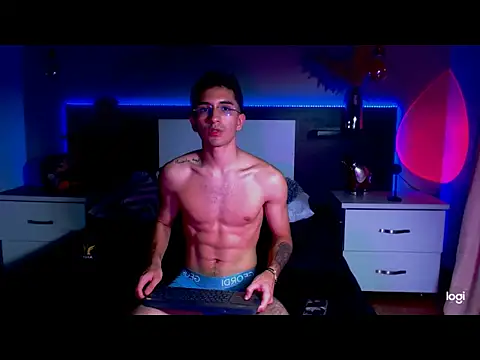 eriikjoness online show from 11/11/25, 01:11