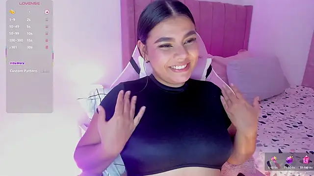 AliceThundeer online show from 10/28/25, 04:02