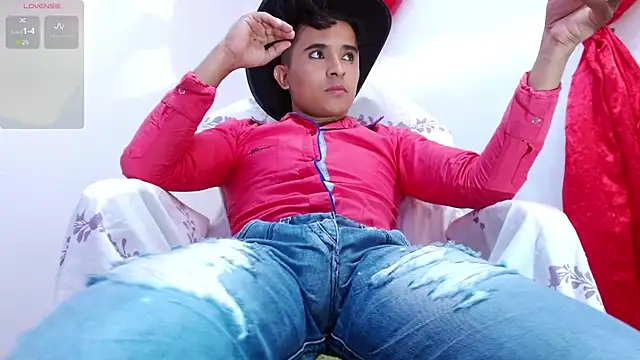 DayroDuran online show from 10/18/25, 06:32