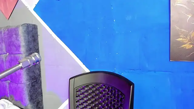 lau-hot online show from 02/17/26, 08:06