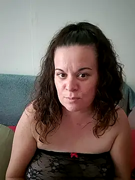 PerleRaree online show from 06/12/26, 12:14