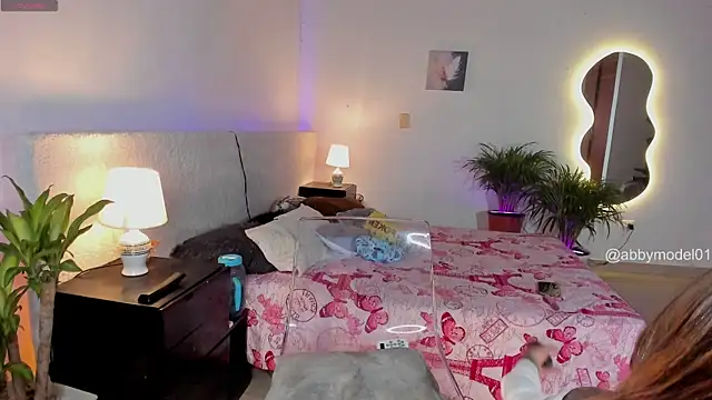 AbbyModel01 online show from 11/30/25, 12:11