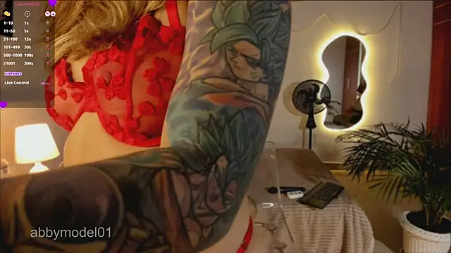 AbbyModel01 online show from 10/18/25, 09:50