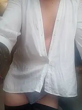 NiceBadgera online show from 10/10/25, 06:36