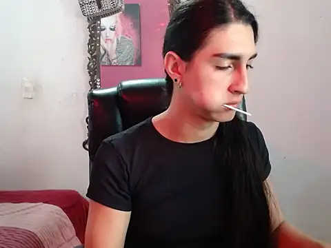 Snapshot of lola_diez chatting on 10/07/25, 06:20 lola diez online show from 10/07/25, 06:20