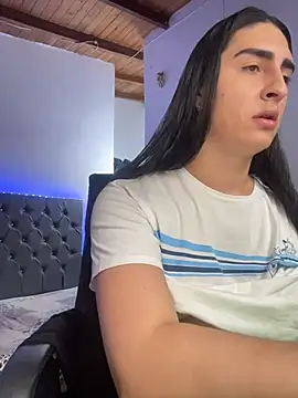 lola diez online show from 03/26/26, 09:35