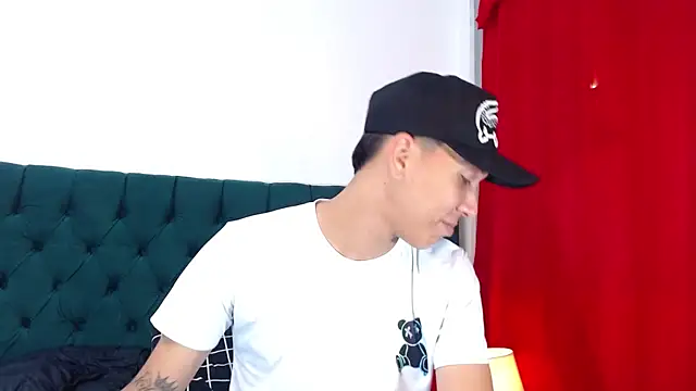 Snapshot of Ariatnaanddilan chatting on 10/11/25, 12:22 Ariatnaanddilan online show from 10/11/25, 12:22