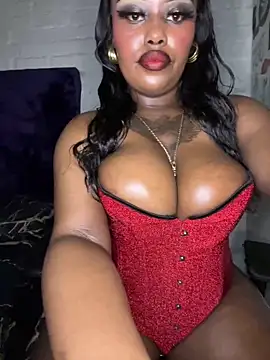 Snapshot of QUEEN_NOBUHLE_777 chatting on 10/04/25, 06:20 QUEEN NOBUHLE 777 online show from 10/04/25, 06:20