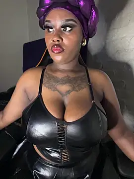 QUEEN NOBUHLE 777 online show from 11/21/25, 01:04