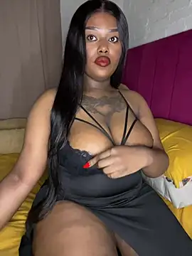 QUEEN NOBUHLE 777 online show from 05/25/26, 11:36