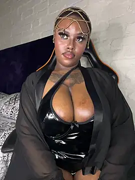 QUEEN NOBUHLE 777 online show from 03/27/26, 10:54