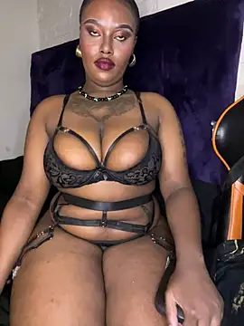 QUEEN NOBUHLE 777 online show from 02/23/26, 05:24