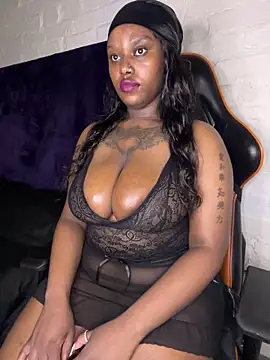 QUEEN NOBUHLE 777 online show from 02/02/26, 10:42