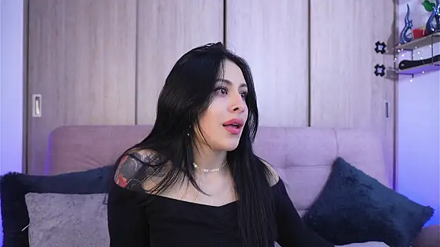 SophiieCumsx online show from 02/11/26, 04:12