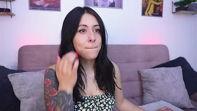 SophiieCumsx online show from 06/27/26, 09:10