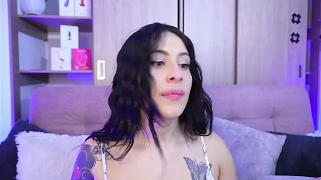 SophiieCumsx online show from 04/03/26, 03:02