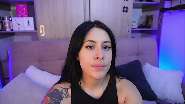 SophiieCumsx online show from 04/15/26, 02:17