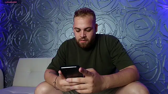 Sweetberryhot online show from 11/12/25, 07:40