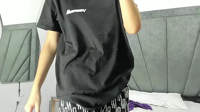 KamilaAndJavier online show from 10/15/25, 01:48