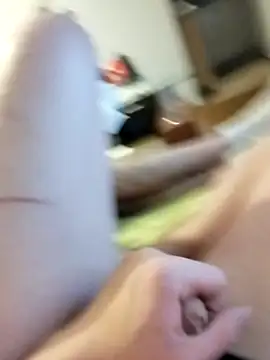 boytwink7 online show from 12/04/25, 07:35