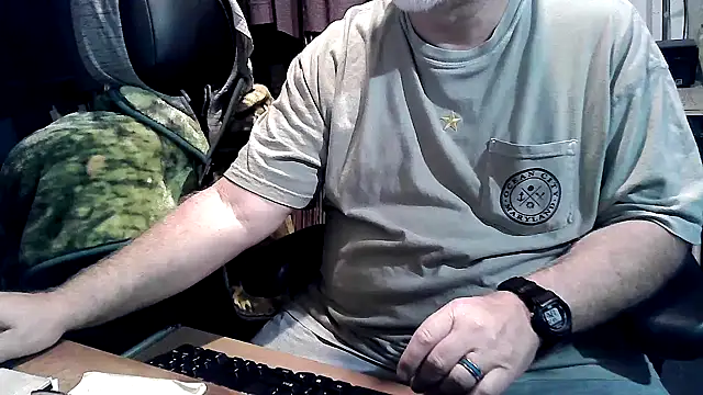Snapshot of georgew62 chatting on 09/20/25, 05:34 georgew62 online show from 09/20/25, 05:34