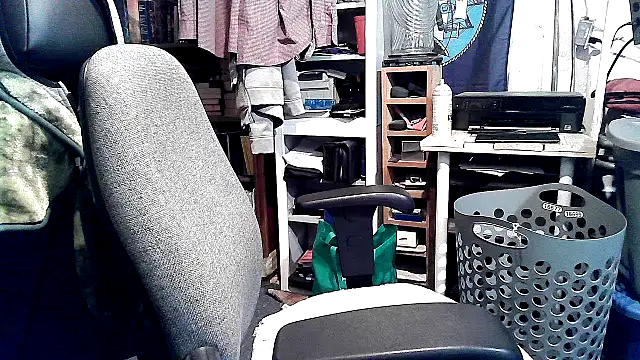 georgew62 online show from 11/23/25, 02:21