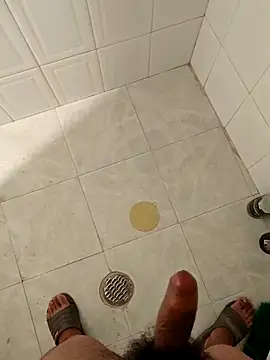 pitoduroparati online show from 11/26/25, 03:17