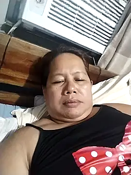 Snapshot of Babyangel6910 chatting on 10/28/25, 12:59 Babyangel6910 online show from 10/28/25, 12:59