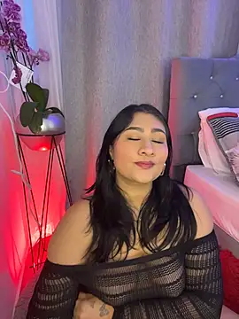 Elyross1  online show from 10/19/25, 10:45