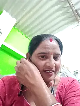 Snapshot of Mamta_cut25A chatting on 10/18/25, 04:58 Mamta cut25A online show from 10/18/25, 04:58