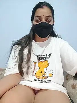 Snapshot of the_saavi chatting on 07/07/26, 05:38 the saavi online show from 07/07/26, 05:38
