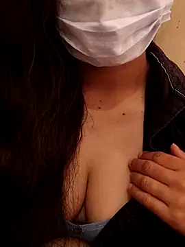 Snapshot of the_saavi chatting on 11/28/25, 08:25 the saavi online show from 11/28/25, 08:25