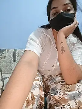 Snapshot of the_saavi chatting on 07/03/26, 07:31 the saavi online show from 07/03/26, 07:31