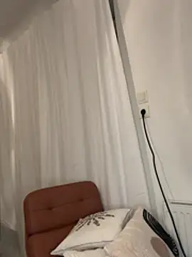 SophiiaStarr online show from 02/21/26, 08:44