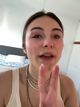 SophiiaStarr online show from 04/09/26, 03:51