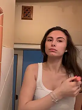 SophiiaStarr online show from 02/13/26, 02:17