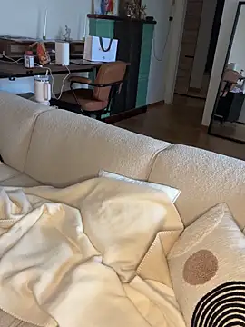 SophiiaStarr online show from 10/12/25, 03:35