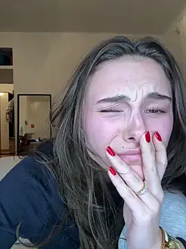 SophiiaStarr online show from 02/25/26, 08:52