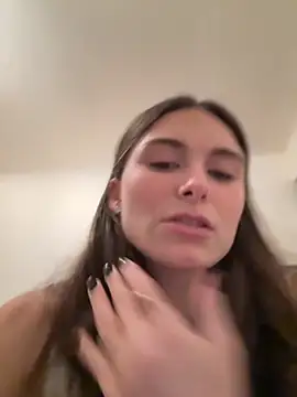 SophiiaStarr online show from 12/02/25, 06:53